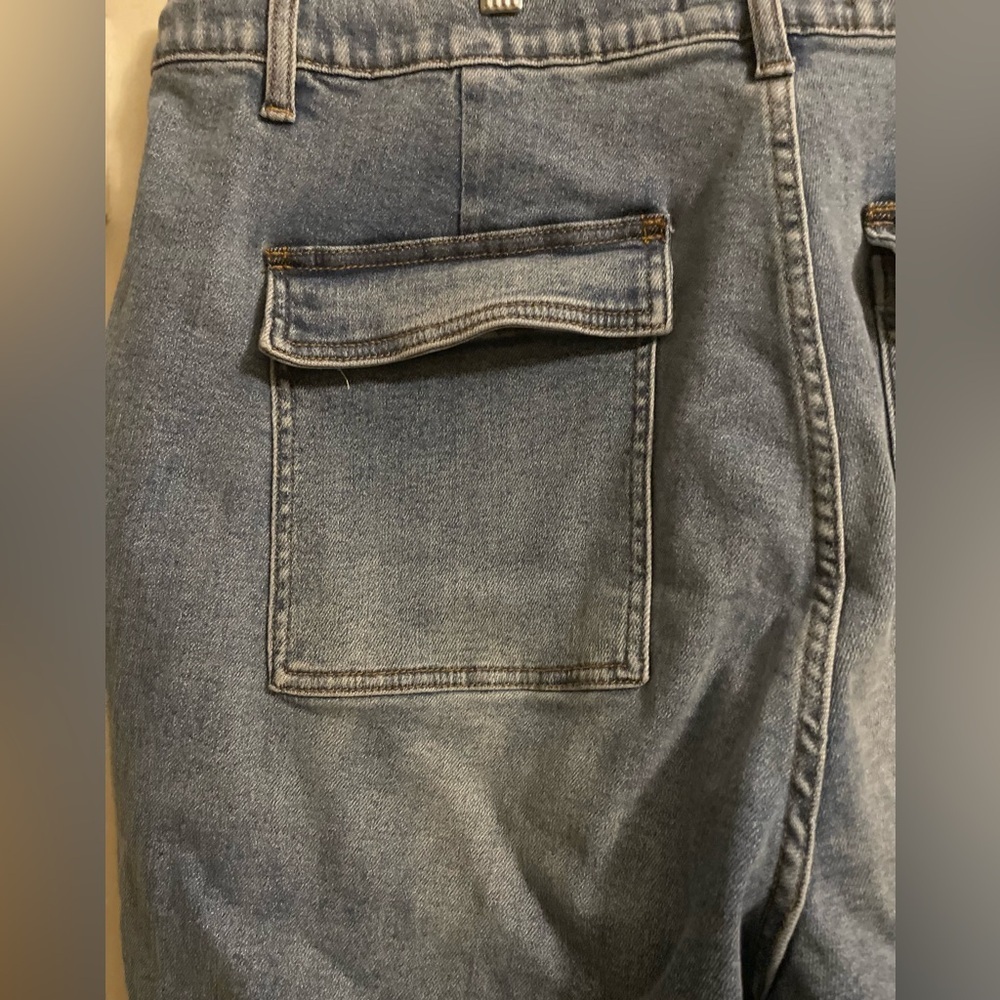 Judy Blue Darlene High Rise Cargo Joggers Light Wash Size 22W - Picture 12 of 16